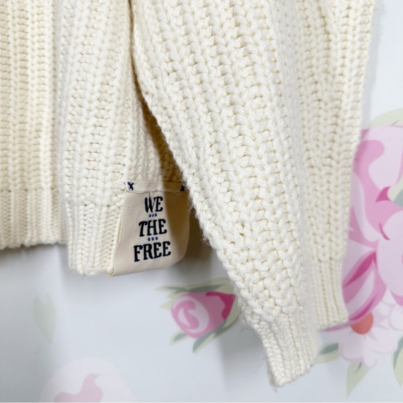 Free People We The Free Ivory V Neck Chunky Knit Pullover Sweater M - Picture 4 of 8
